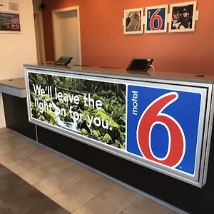** Отель 6-concord, Ca США